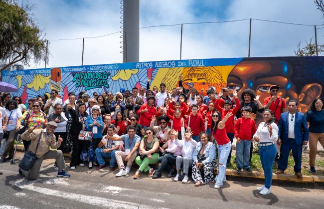 Ministerio de Cultura inaugura mural en homenaje a Nicomedes Santa Cruz en Miraflores